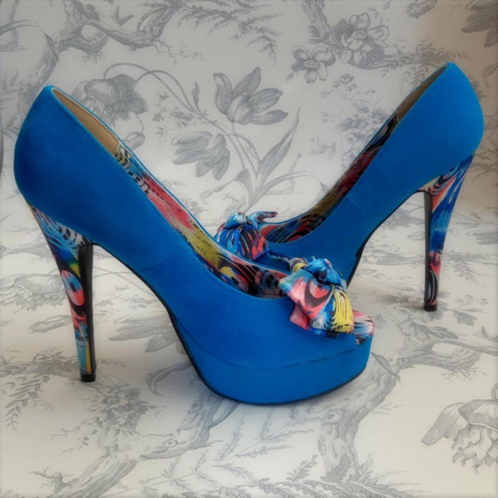 DbDk Faux Suede Open Toe Pumps